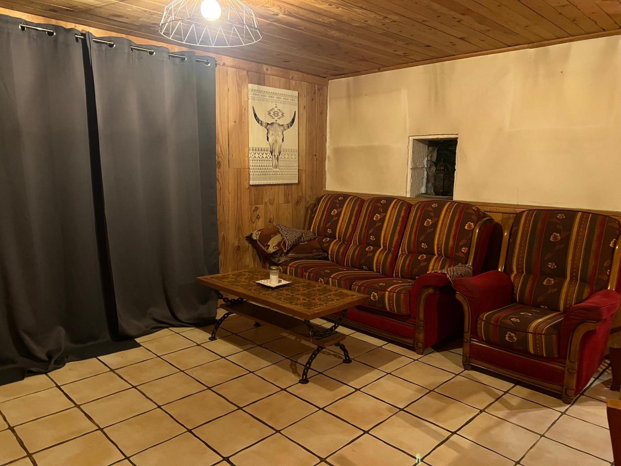Aux Songes D'Elise Appartement Belmont  Buitenkant foto